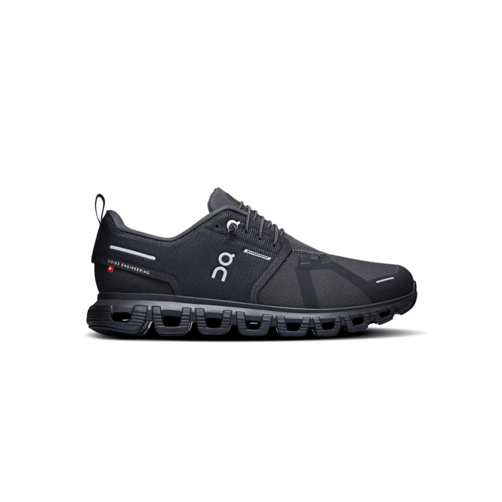 On Running Cloud 6 Triple Black