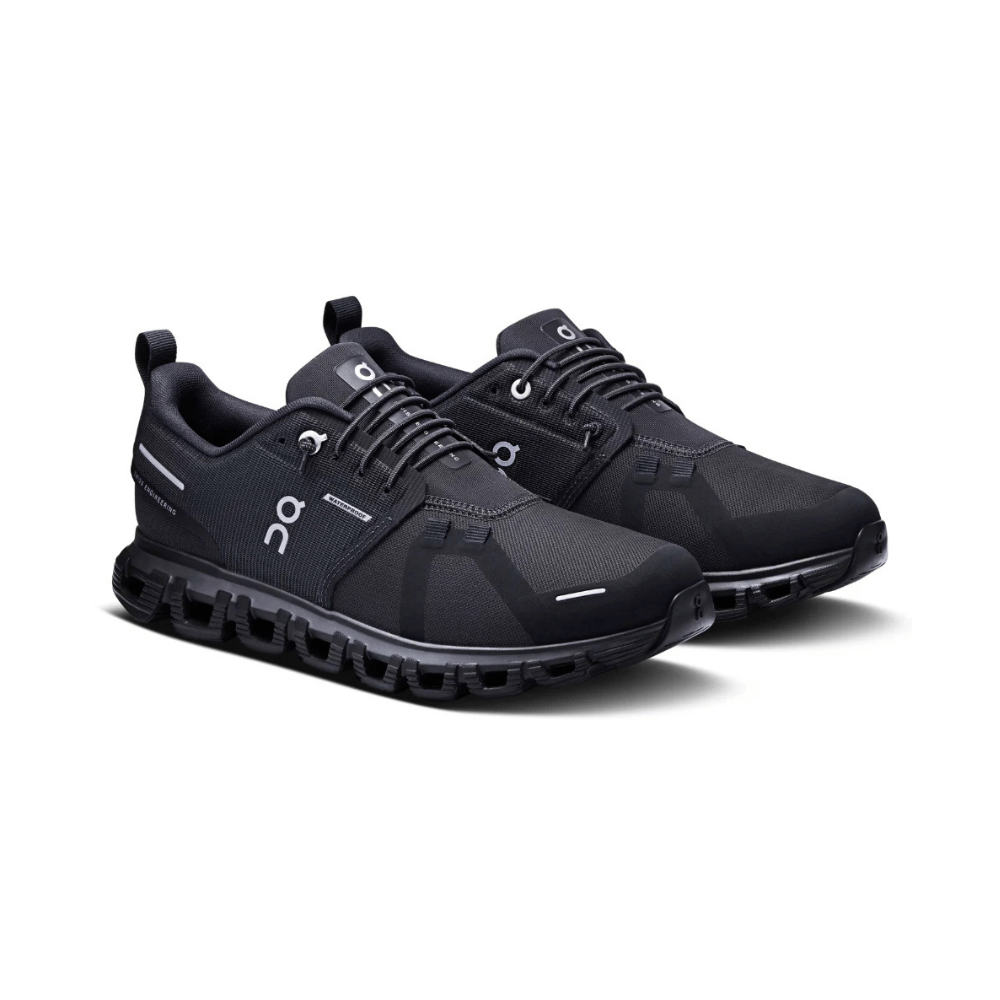 On Running Cloud 6 Triple Black