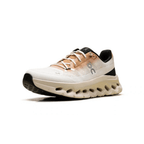 On Running Cloudtilt – Almond/Ivory Cream