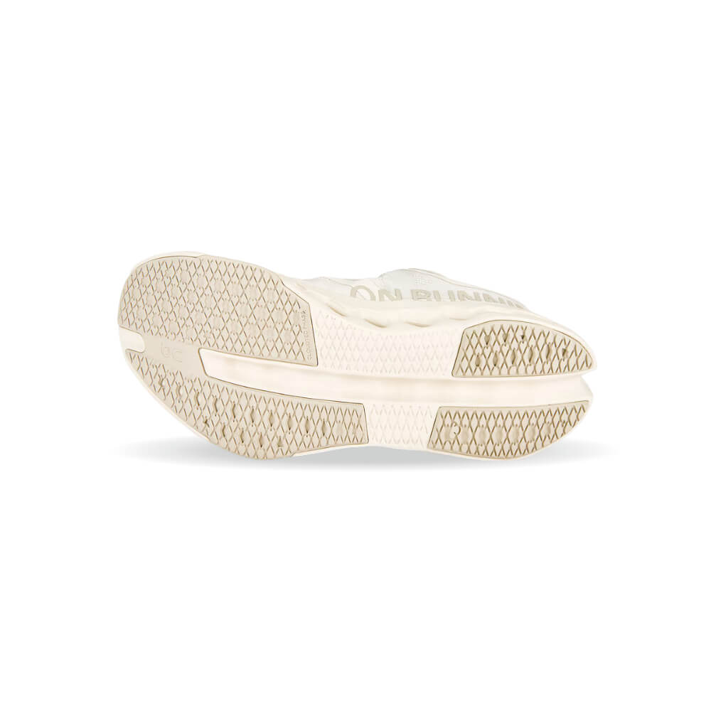 On Running Cloudsurfer Off-White Cream
