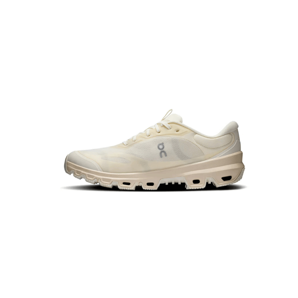 On Cloudventure Loewe 2 Eggshell