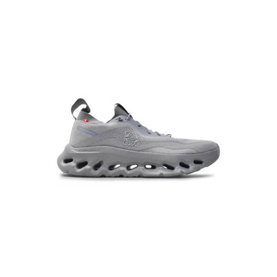 On x LOEWE Cloudventure 2 gray