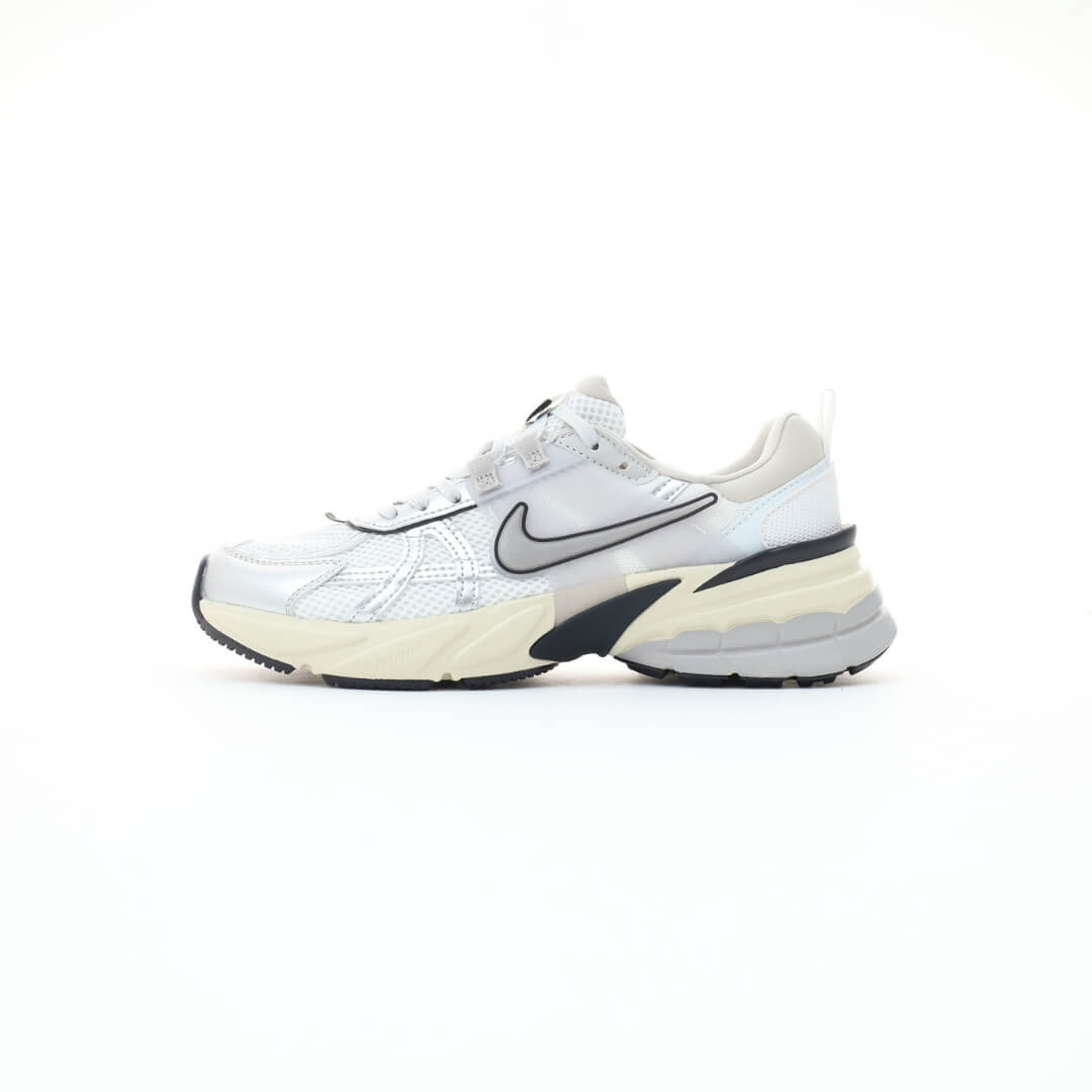 Nike V2K Run White Grey