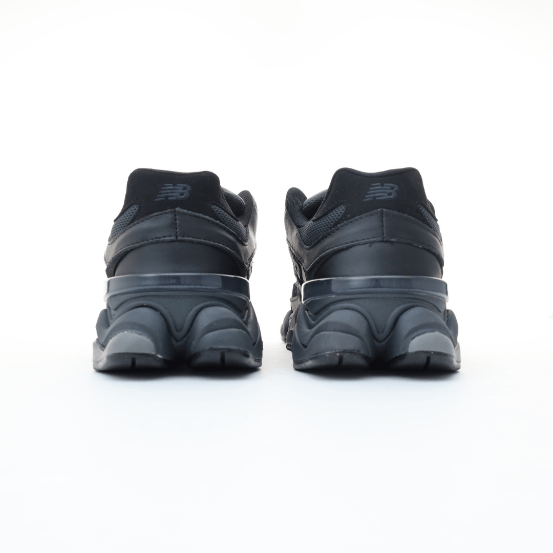 New Balance 9060 Triple Black