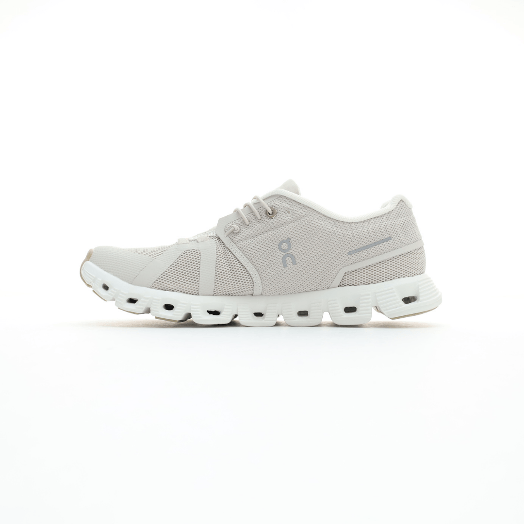 On Running Cloud X 5 Shoes White Bige