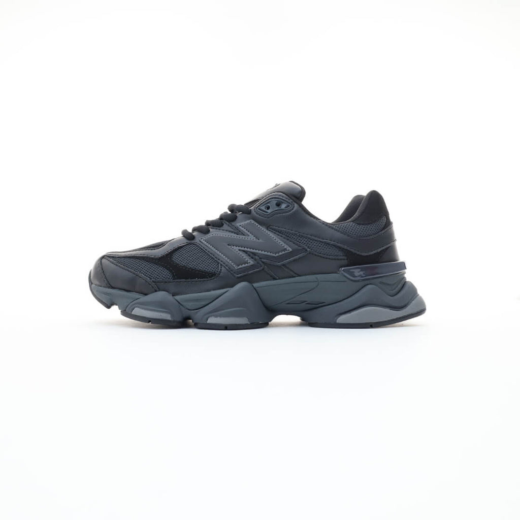 New Balance 9060 Triple Black