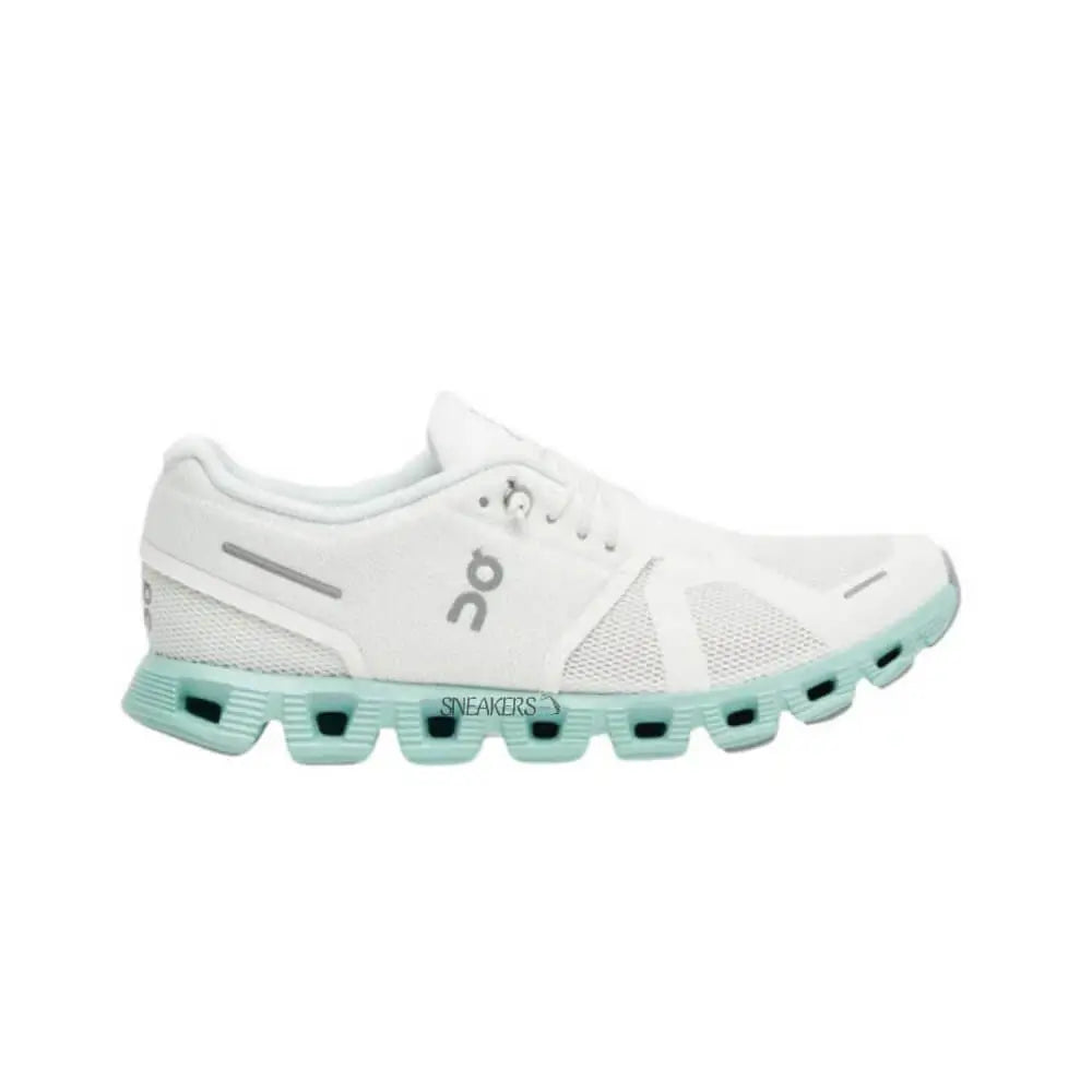 On Running Cloud 5 Undyed White