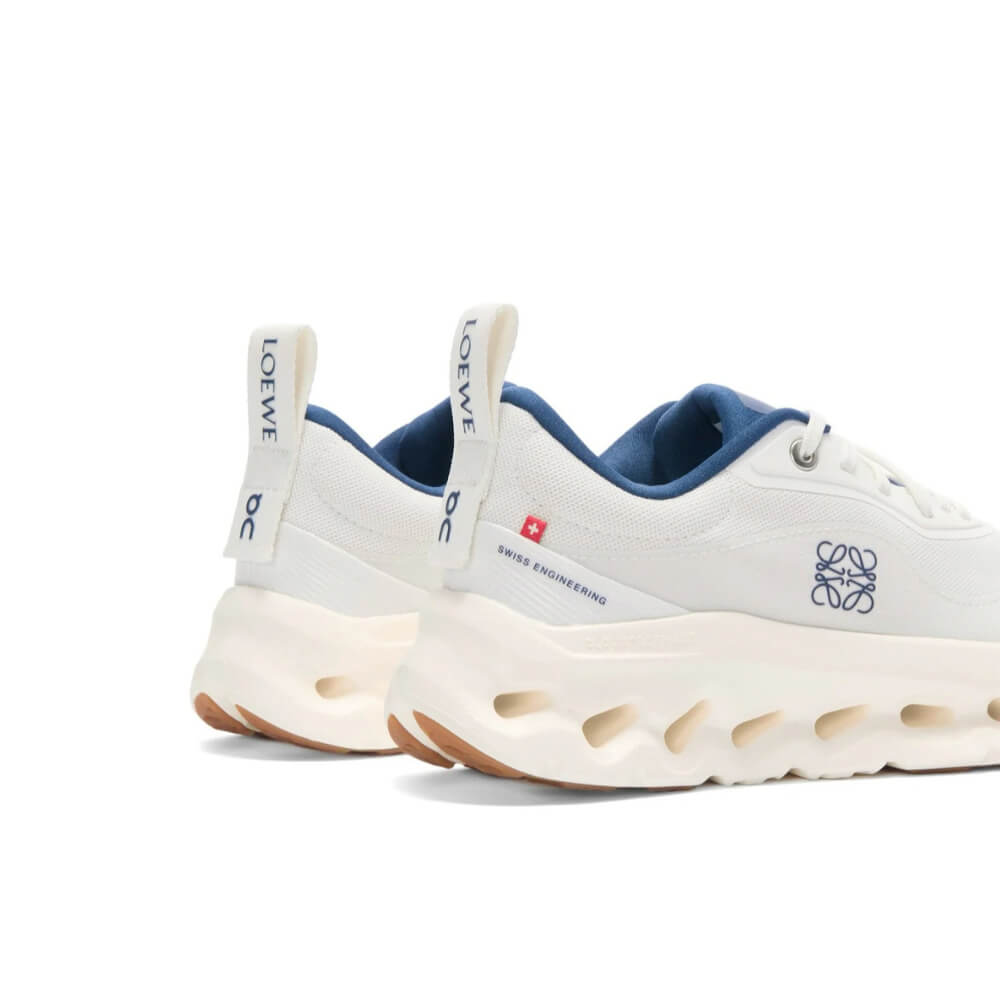 On Running Cloudtilt x LOEWE White Blue