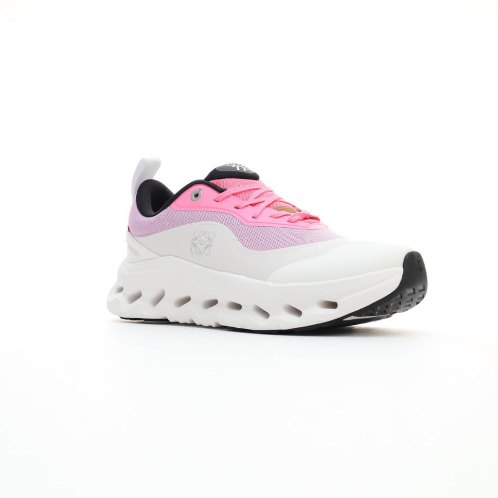 On x LOEWE Cloudventure 2 White Pink
