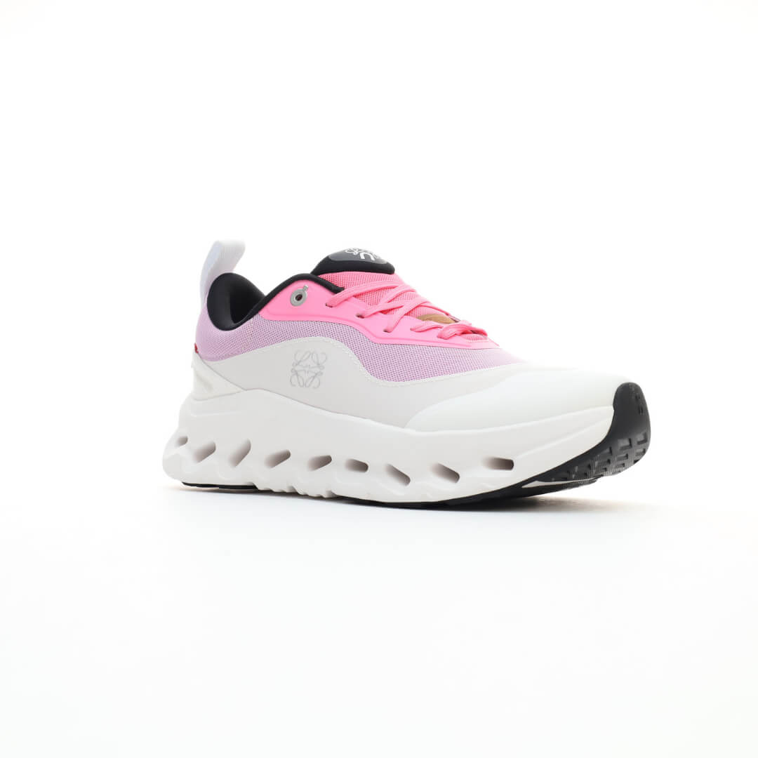On x LOEWE Cloudventure 2 White Pink