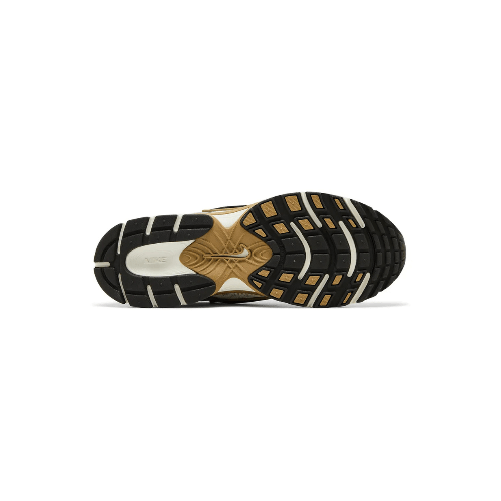 Nike V5 RNR Women's Sneakers "Triple Logo Foam"