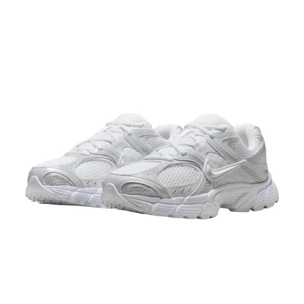 Nike V5 RNR Women's Sneakers "Triple Logo Foam