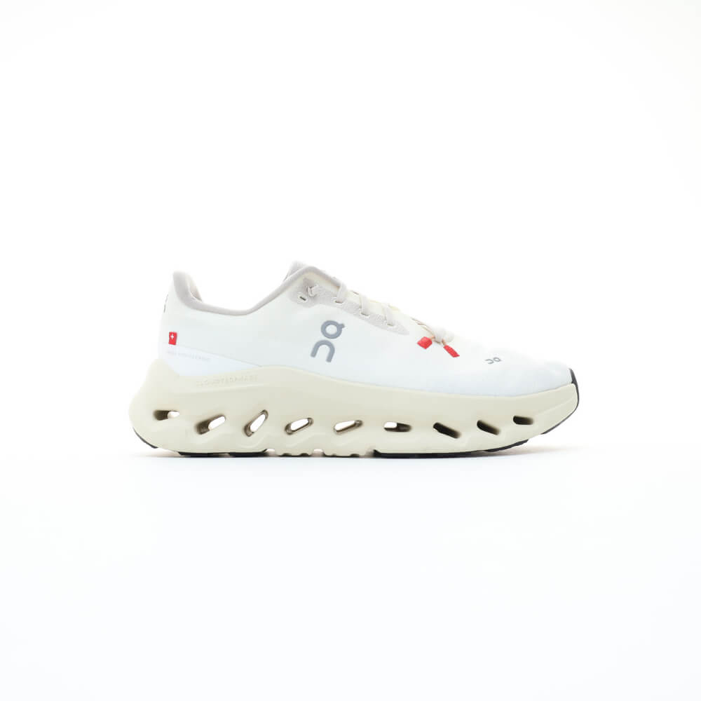 On Cloudtilt lifestyle white cream unisex