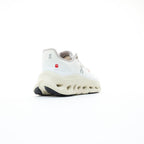 On Cloudtilt lifestyle white cream unisex