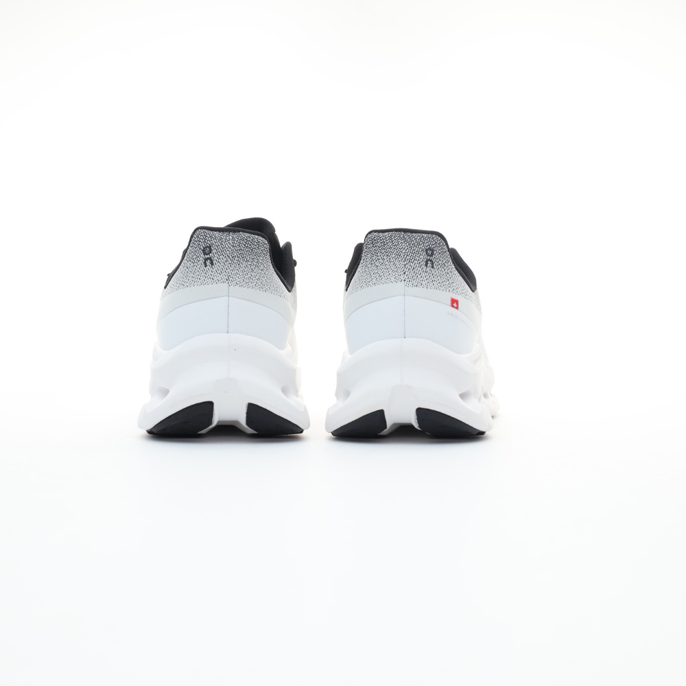 On Cloudtilt lifestyle shoe white black unisex