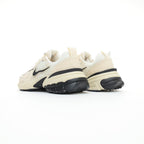 Nike V2K Run Cream Black