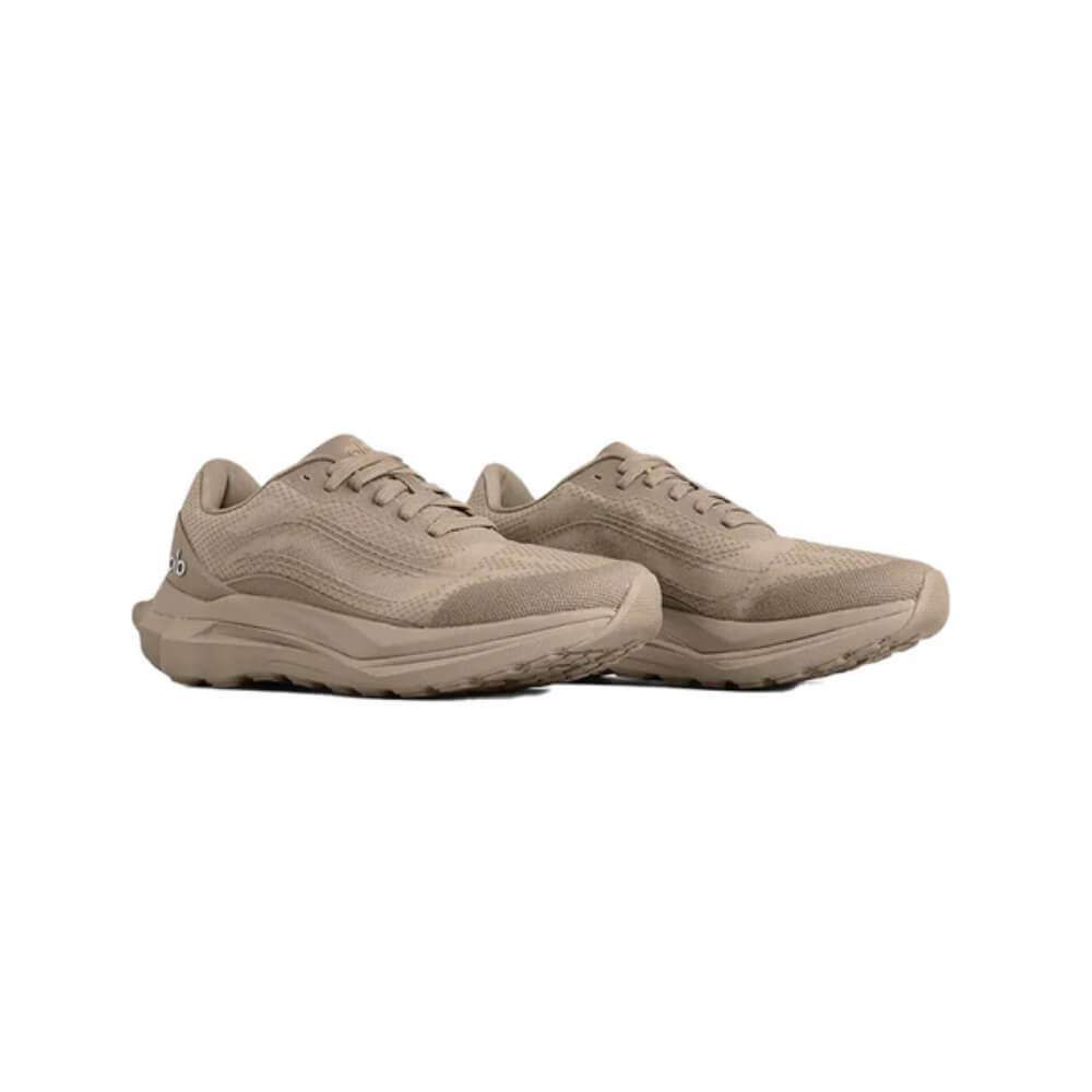 Alo Yoga Tech Runner Sand