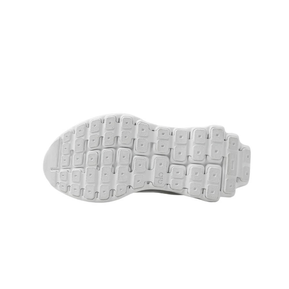 Alo Yoga Tech Runner White