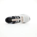 On Cloudnova White Sand Shose