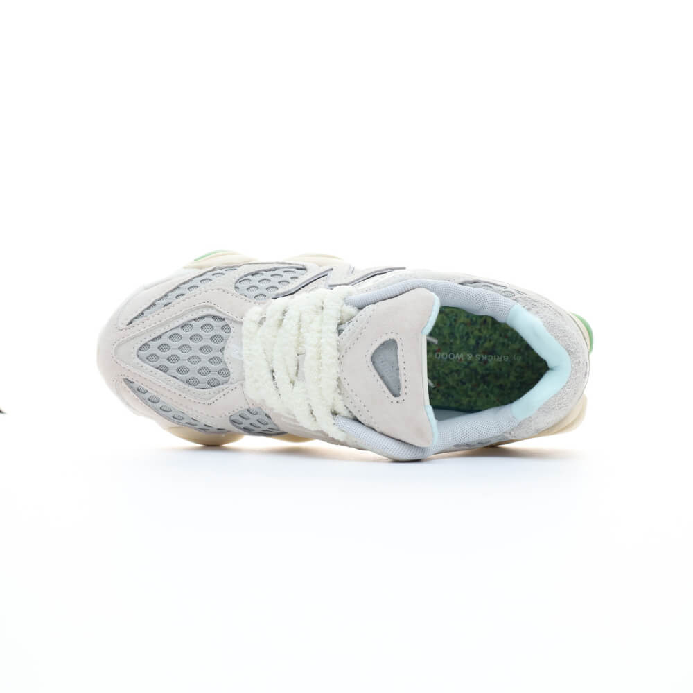 New Balance 9060 Sea Salt Mint Green