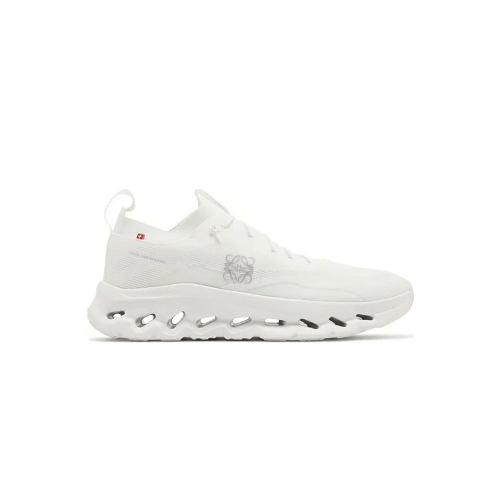 On Running Cloudtilt Loewe all white unisex