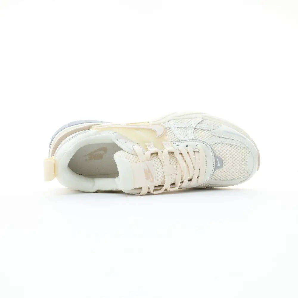 Nike V2K Run Cream Black